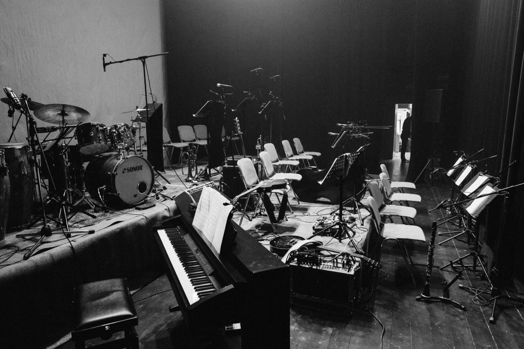 Novi trg - Ljubljana, 18. december 2019 glasba koncert bigband